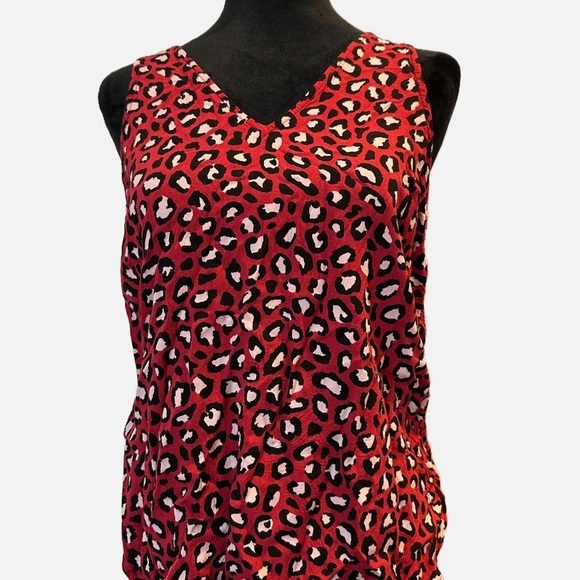 Old Navy Animal Print Tank in size SMALL - Picture 2 of 6